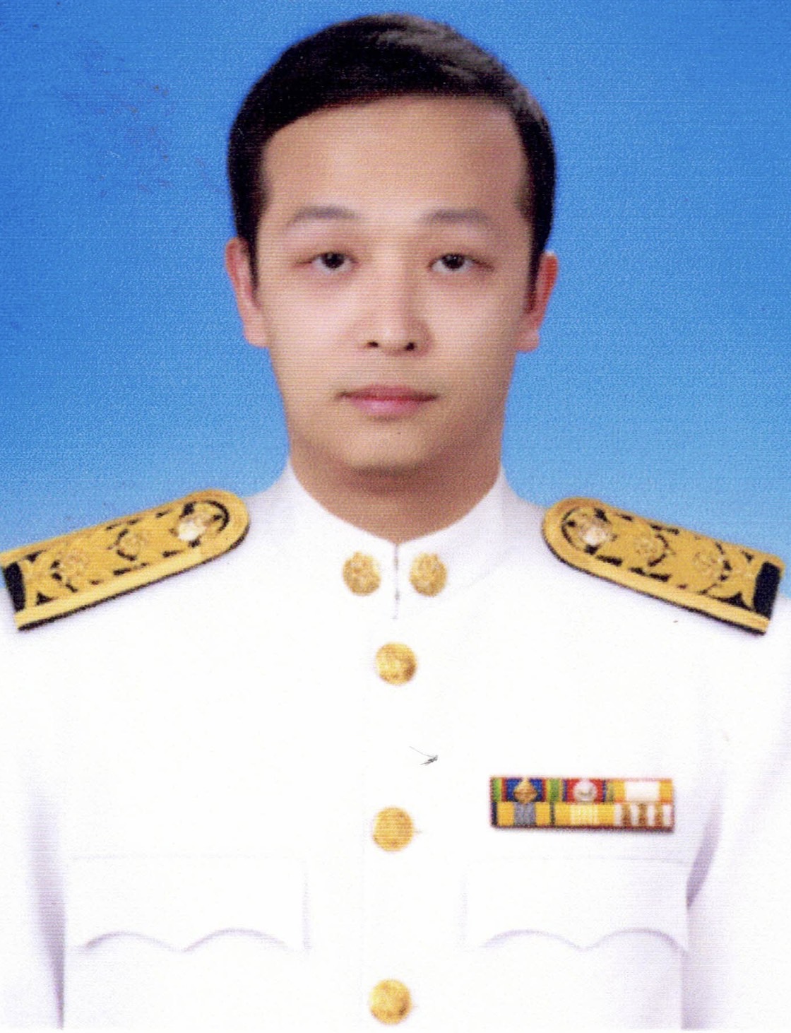 ผอ.jpg (323 KB)